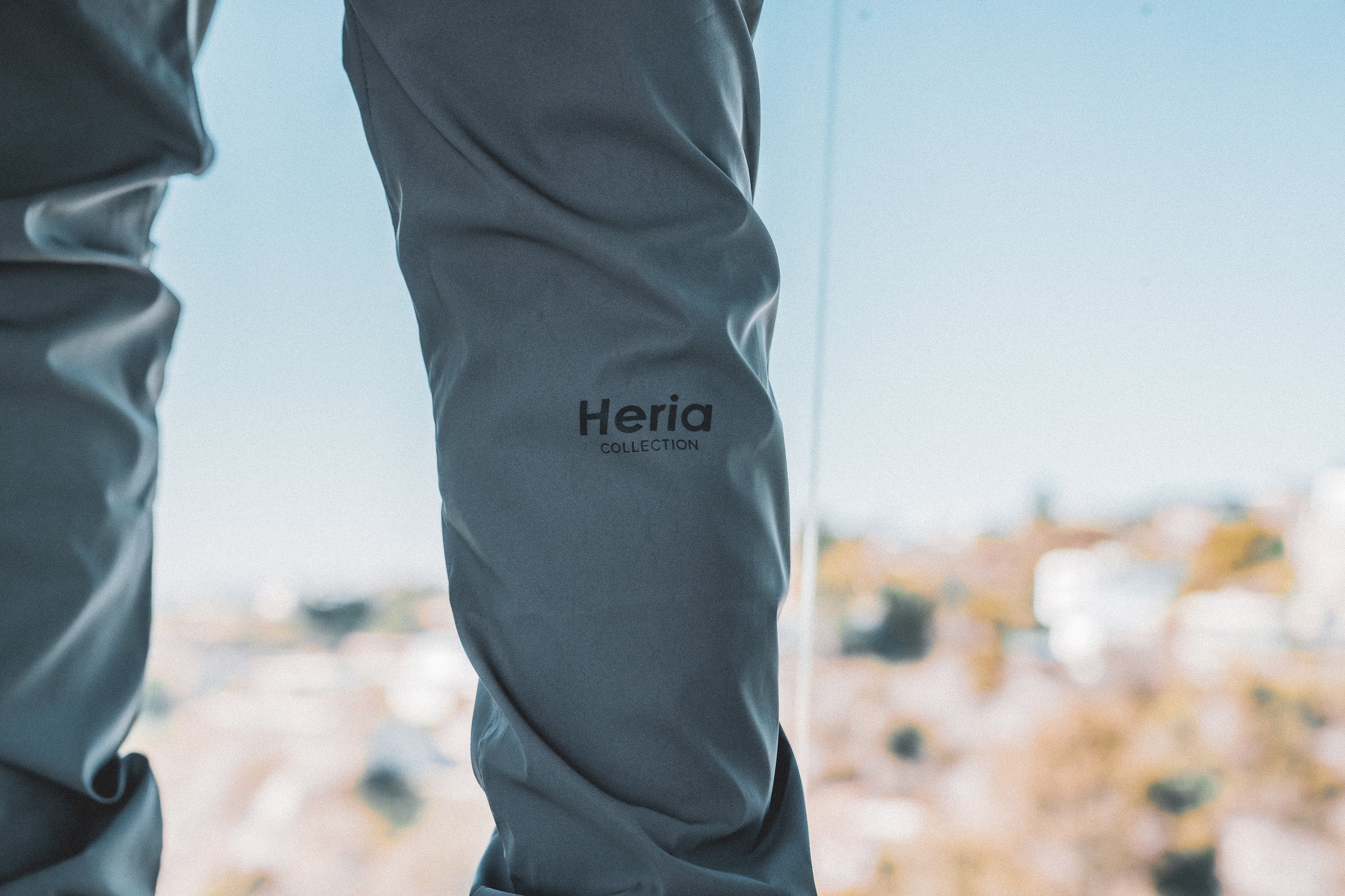 Heria 3M Grey Reflective Track Pants - Image 4