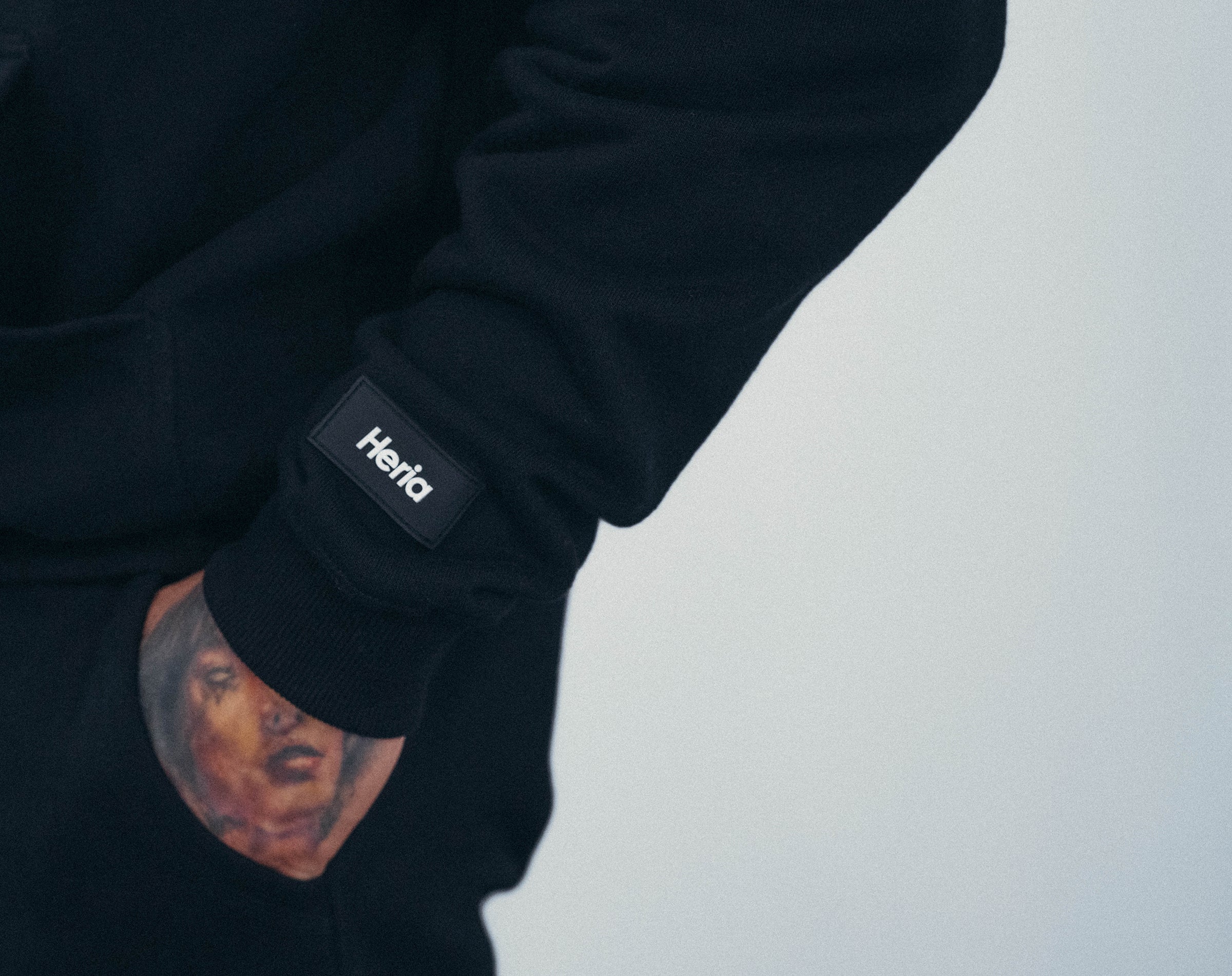 Heria Hoodie - Black - Image 6