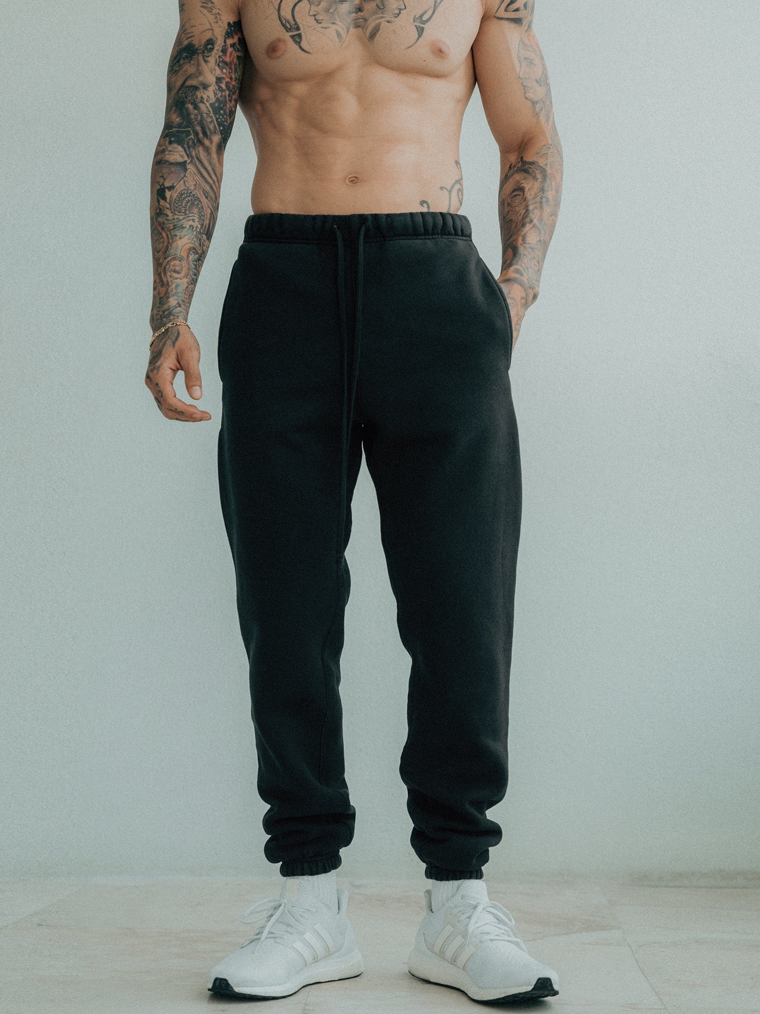 Heria Everyday Relaxed Fit Joggers - Black - Image 3