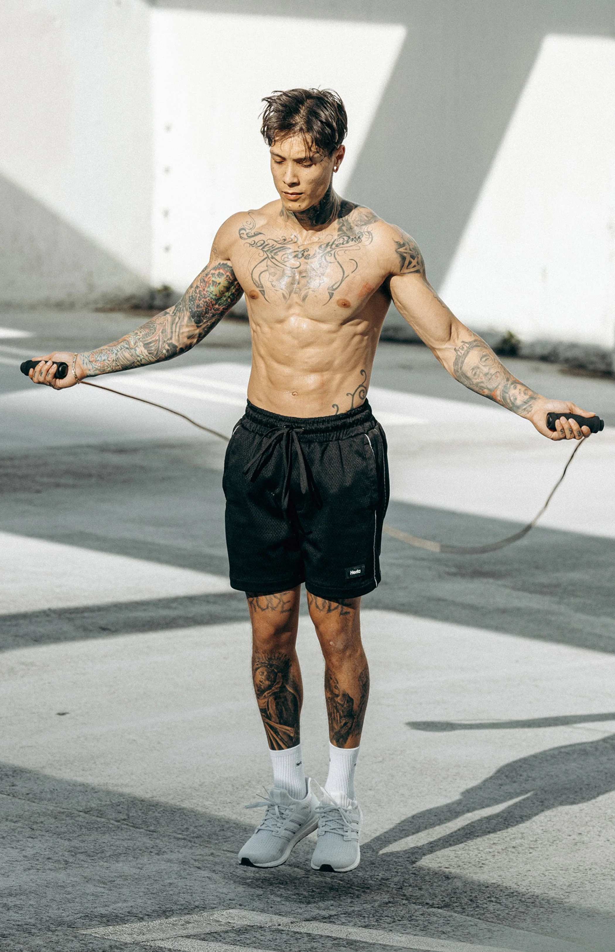 Heria Mesh Shorts with 3M Reflective Piping - Black - Image 3