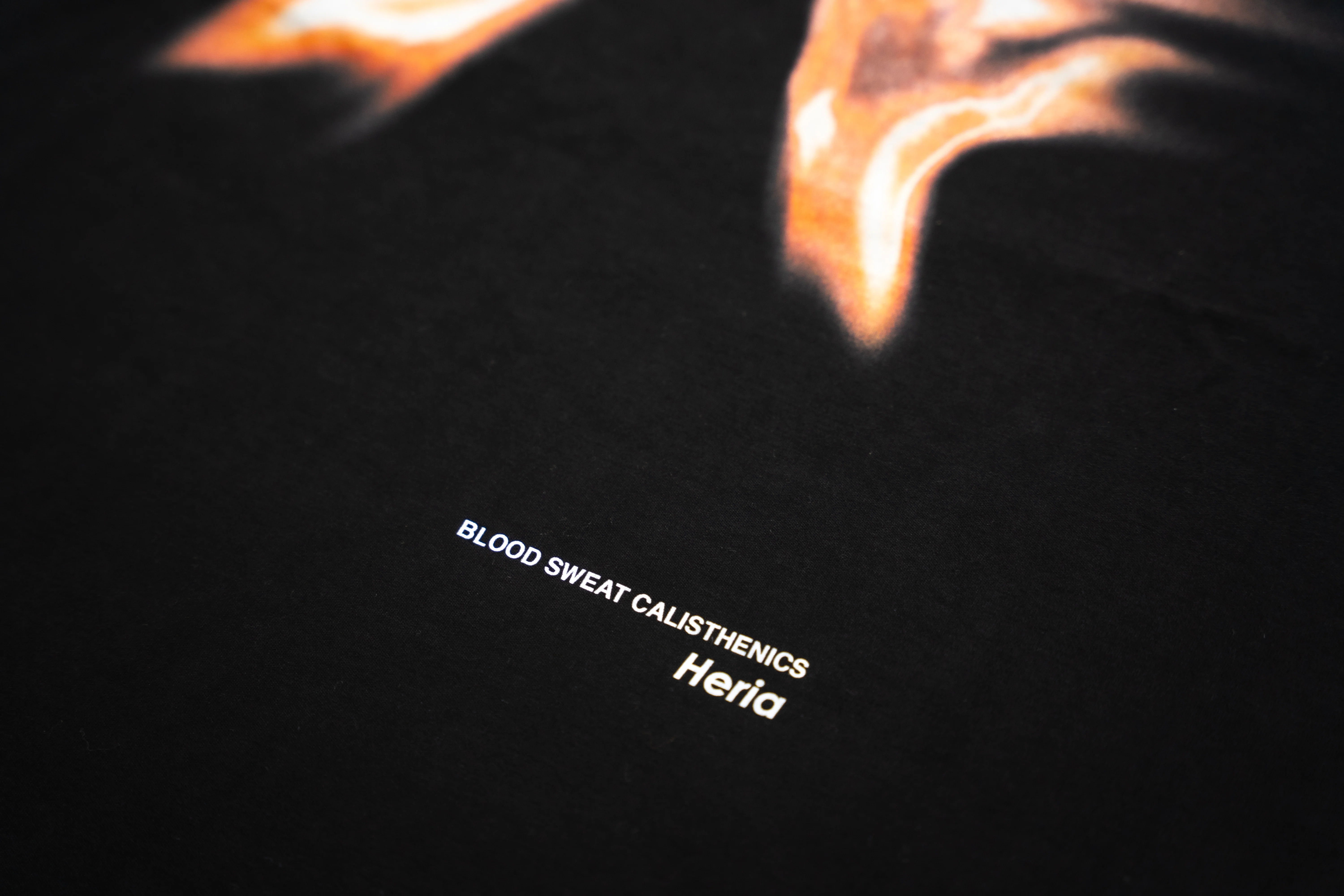 Heria Ripped Hands Tee - Image 7